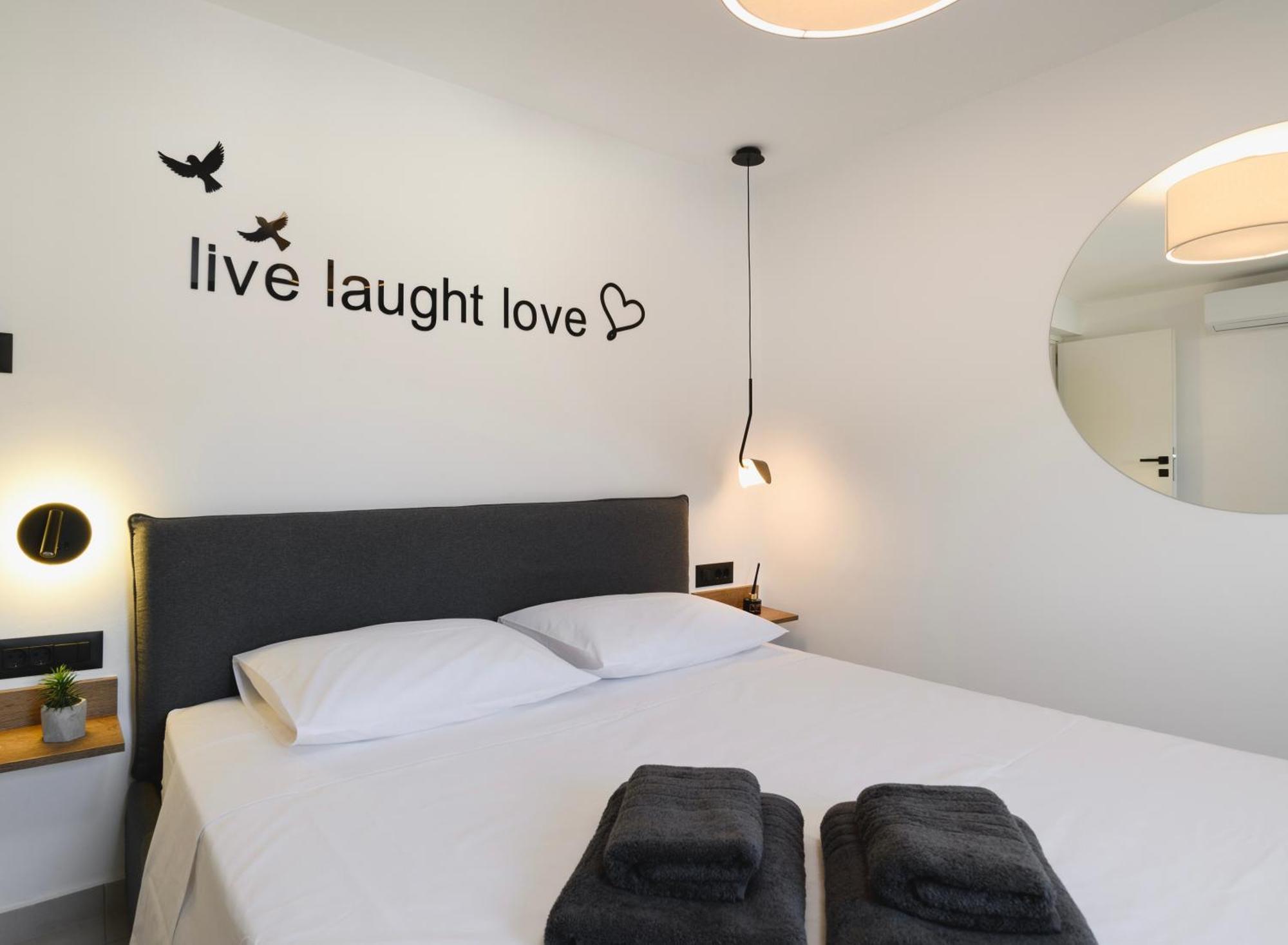 Castelo View Luxury Apt Rhodes City Exterior foto